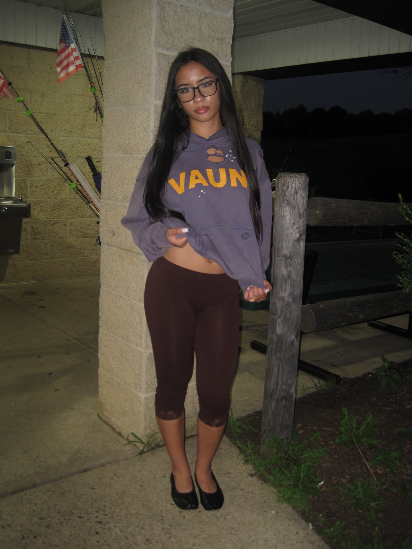 GALLERY HOODIE