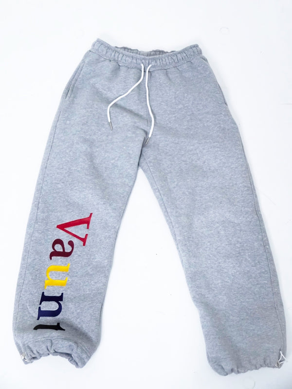 PALETTE EMBROIDERED SWEATS